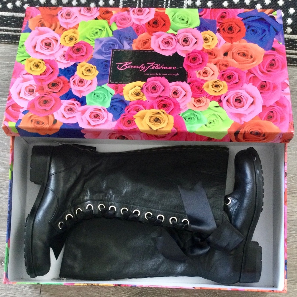 BEVERLY FELDMAN BLACKCLOUD VINTAGE BOOTS.